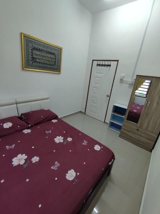 Z&F D' Setia Kkb Muslim Homestay - Strictly For Muslims Only Kuala Kubu Bharu Exterior foto